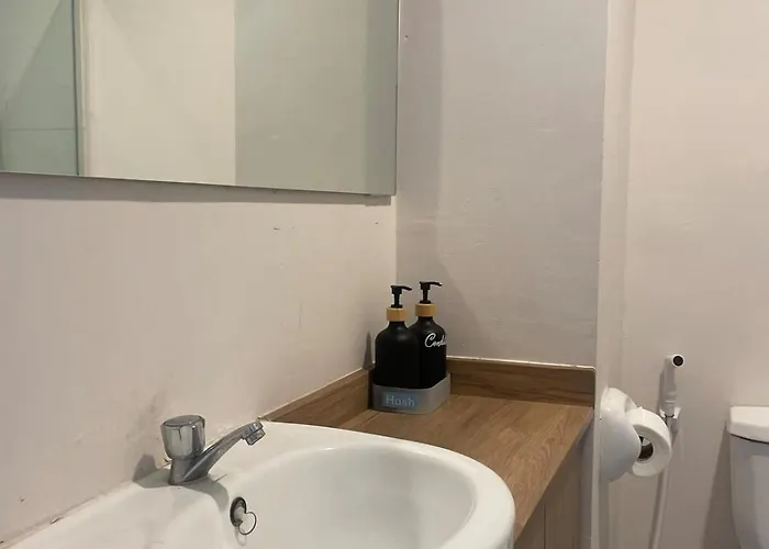 Apartment Family At The Amani Grand Residences Near Mactan Airport By A&c Lapu-Lapu City