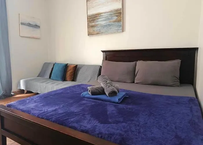 Apartment Family At The Amani Grand Residences Near Mactan Airport By A&c *